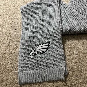 women's Philadelphia Eagles grey scarf